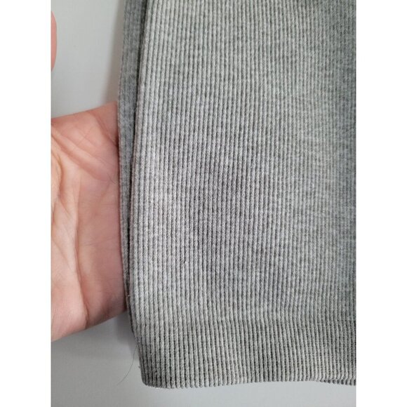 Gilly Hicks by Hollister Ribbed Stretch Tee Cropped Size M NEW - Picture 4 of 4
